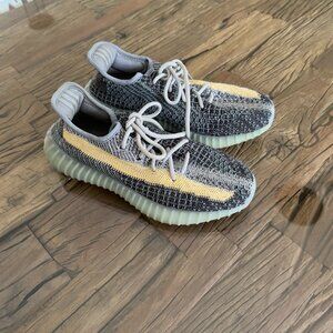 Adidas Yeezy Boost 350 V2 Size 6